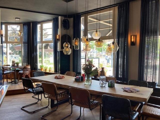 Hotel De Valk Valkenswaard Bagian luar foto