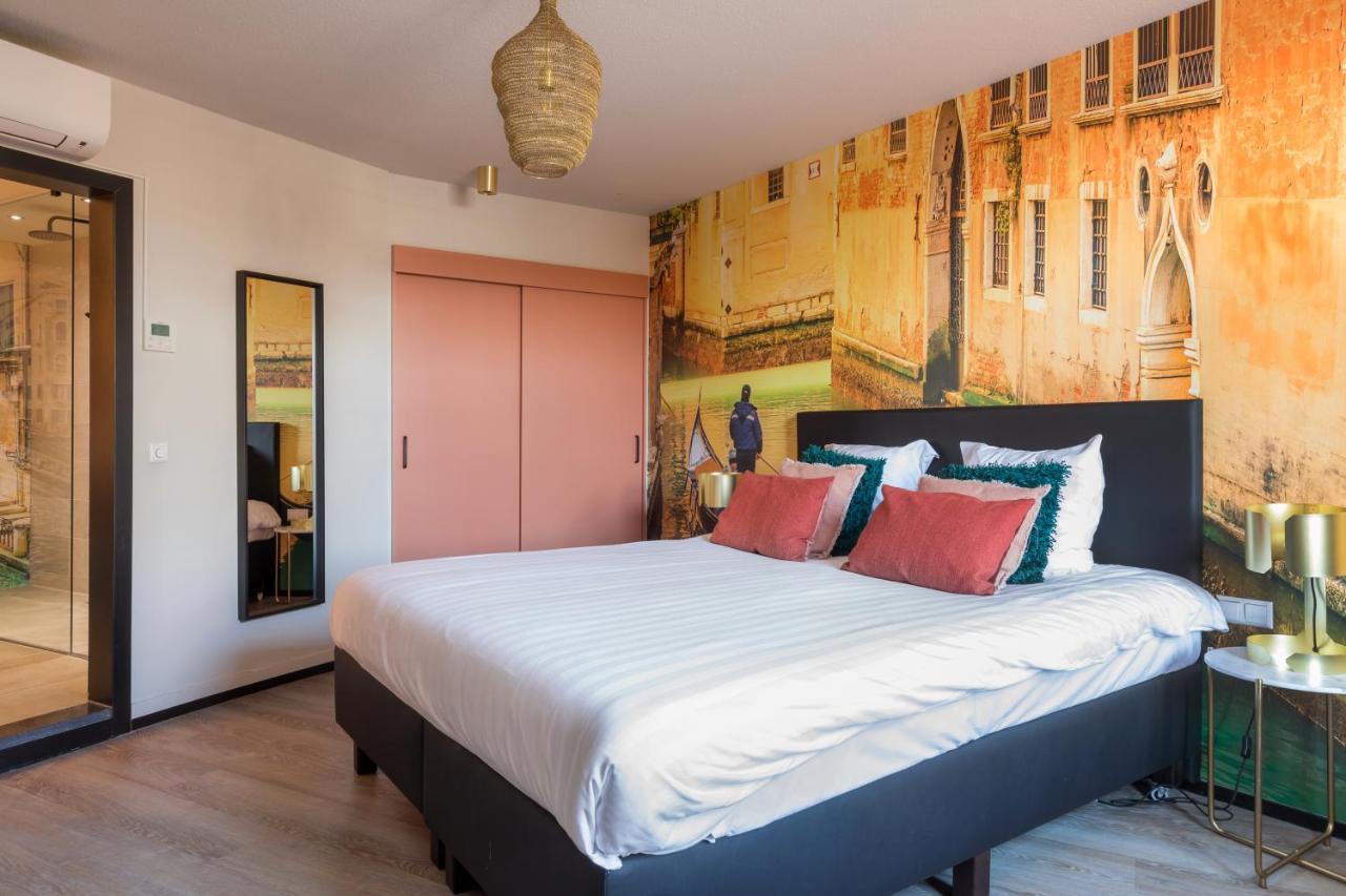 Hotel De Valk Valkenswaard Bagian luar foto